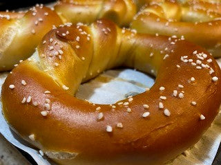 12 Golden Soft Pretzels